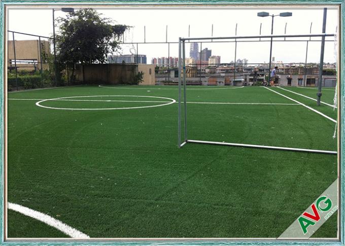Rumput Buatan / Rumput Sepak Bola Yang Terlihat Nyata Untuk Lapangan Stadion Sepak Bola 0