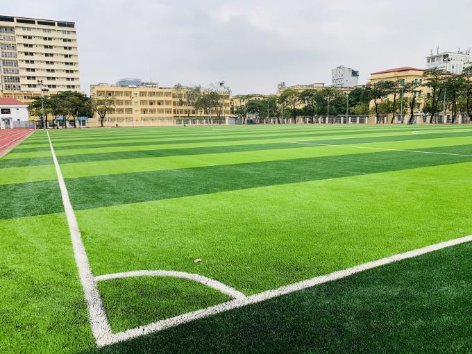 Lantai Olahraga Rumput Buatan Untuk Lapangan Sepak Bola 50mm 0
