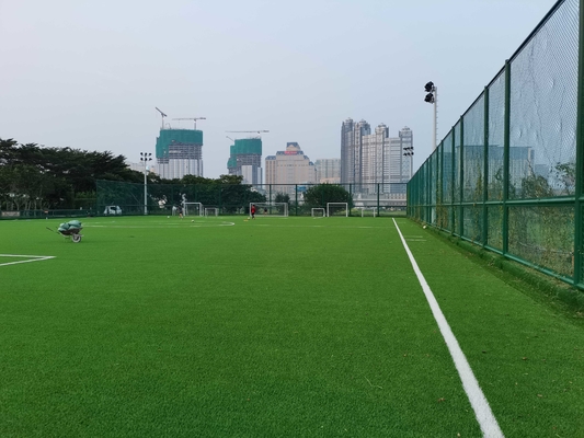 CINA Lantai Olahraga Rumput Buatan Sepak Bola Profesional Untuk Sepak Bola pemasok