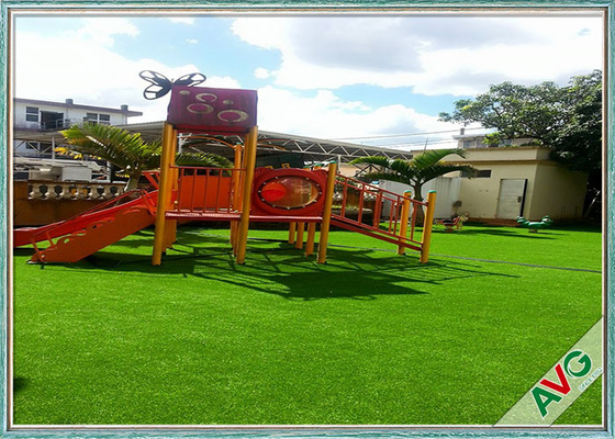 CINA 35 MM Tinggi Perawatan Mudah Rumput Buatan Luar Ruangan Untuk Taman Hiburan Anak pemasok