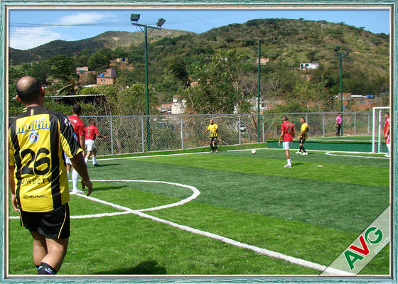 CINA High Density Futsal Turf Soccer Rumput Buatan UV Resistance PE 40mm Tinggi Anti - Slip pemasok