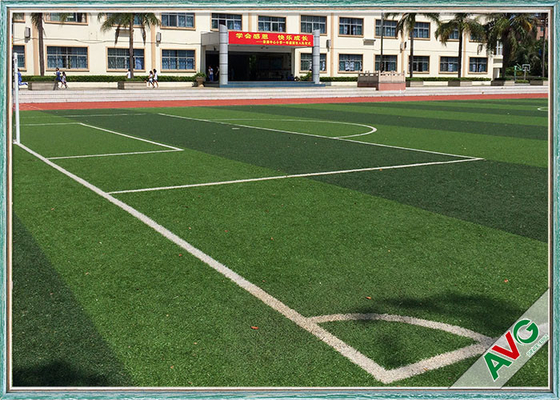 CINA Outstanding Smooth Football Artificial Turf / Grass 100% Recyclable Material pemasok