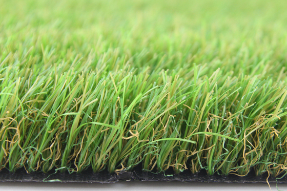 Rumput sintetis untuk lanskap taman rumput buatan 45MM berwarna rumput buatan pemasok