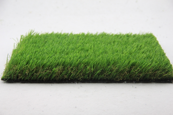 Warna Hijau Indoor Plastik Rumput Lansekap Rumput Sintetis Buatan Karpet Rumput 40mm Untuk Taman pemasok