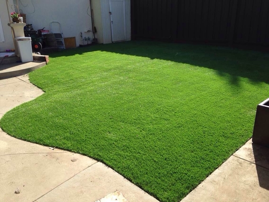 Karpet Rumput Buatan Rumput Sintetis Untuk Rumput Lanskap Taman pemasok