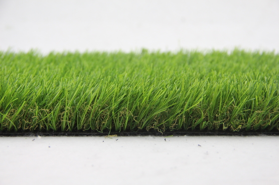 40mm Home Garden Artificial Grass Surface Lush Untuk Area Rekreasi pemasok